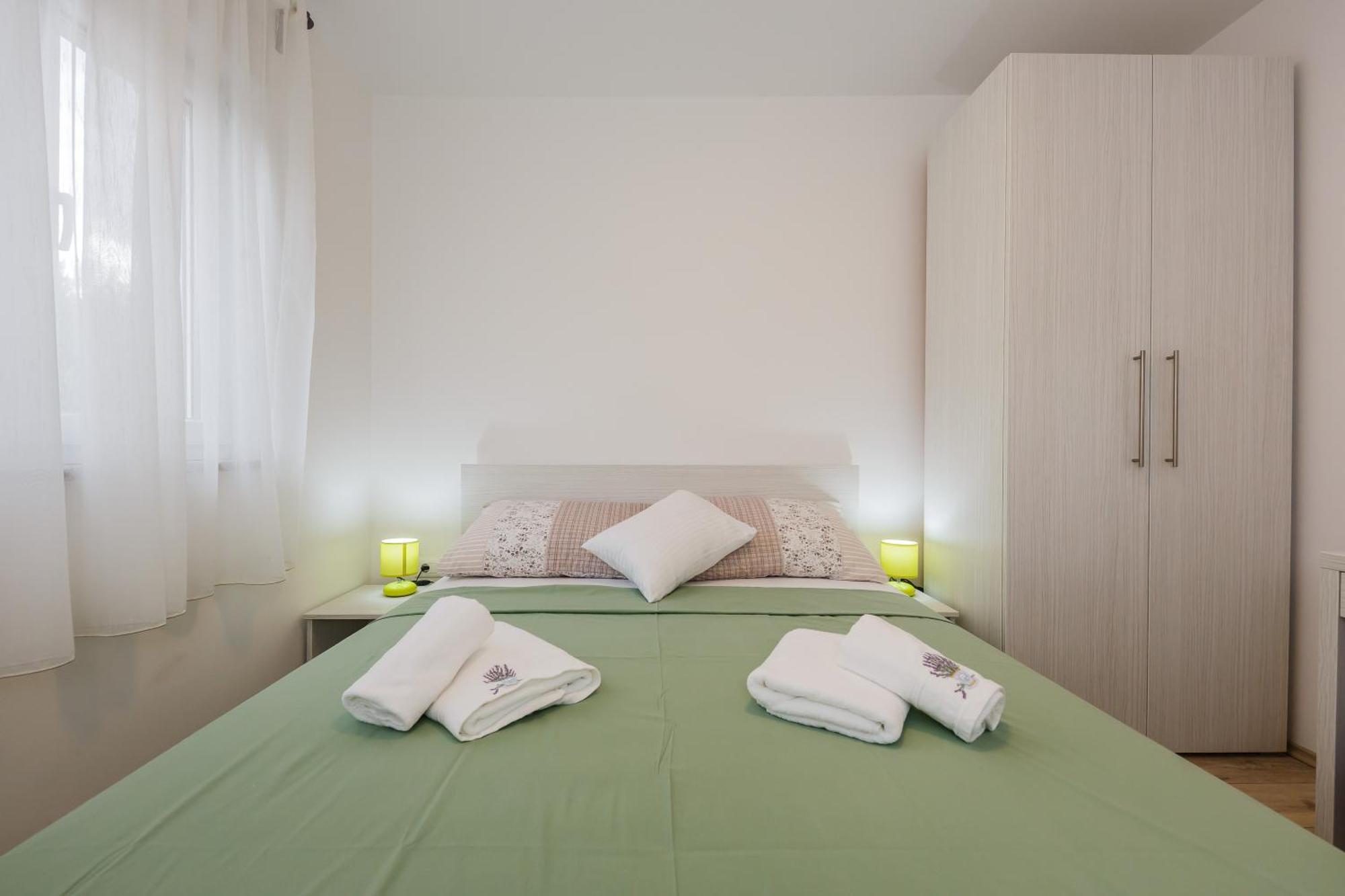Apartments Mare Trogir Szoba fotó