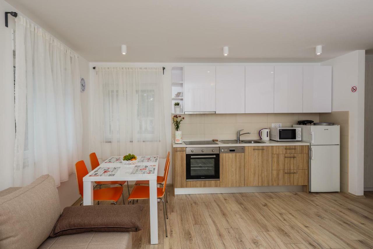 Apartments Mare Trogir Kültér fotó