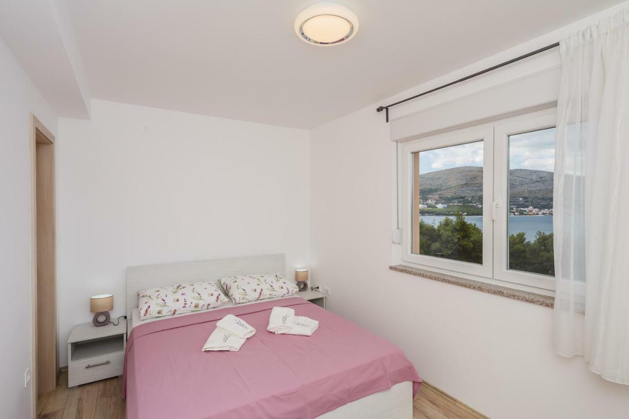 Apartments Mare Trogir Kültér fotó
