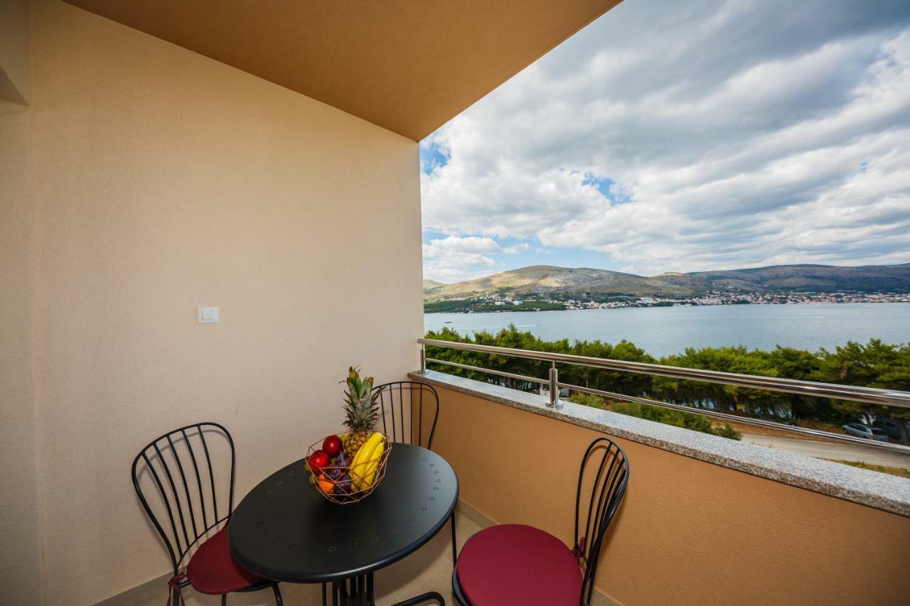Apartments Mare Trogir Kültér fotó