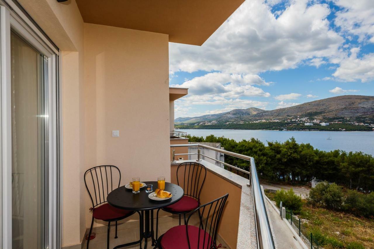 Apartments Mare Trogir Kültér fotó