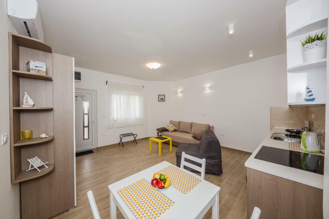 Apartments Mare Trogir Kültér fotó